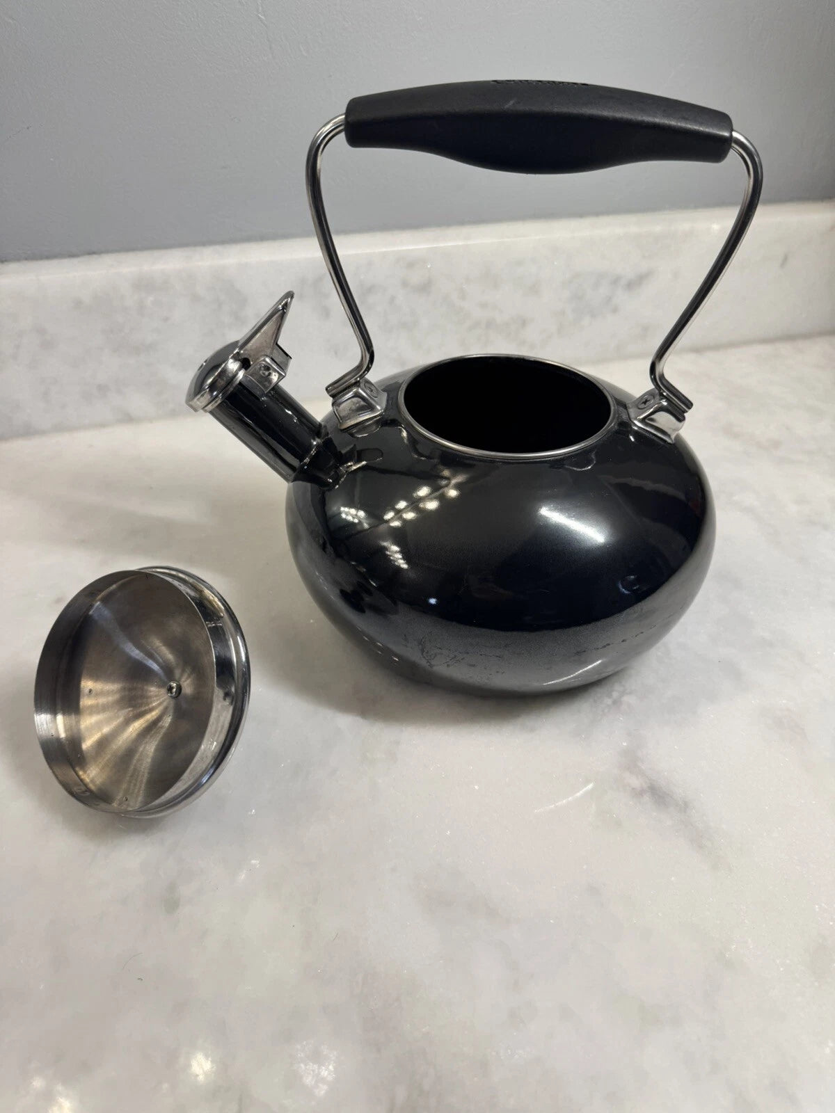 Chantal Whistling Tea Kettle Teapot Enamel Black Onyx With Black Handle
