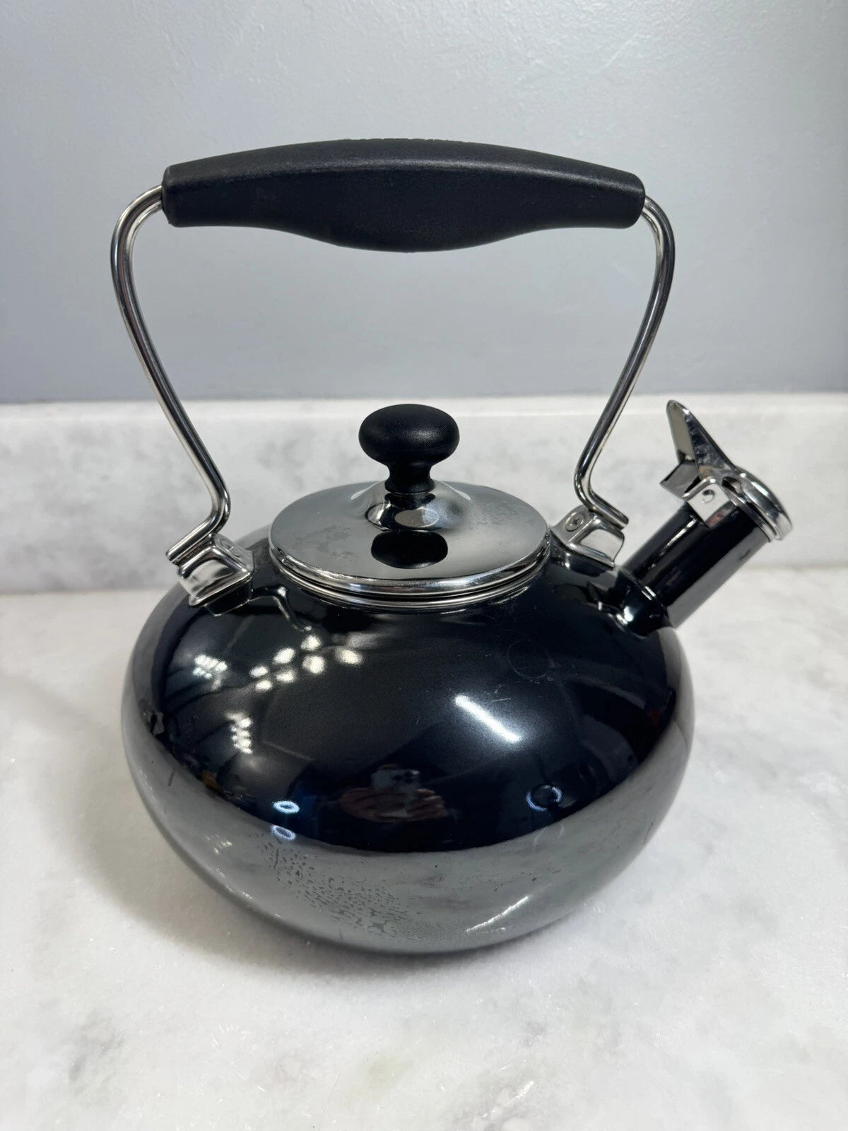 Chantal Whistling Tea Kettle Teapot Enamel Black Onyx With Black Handle