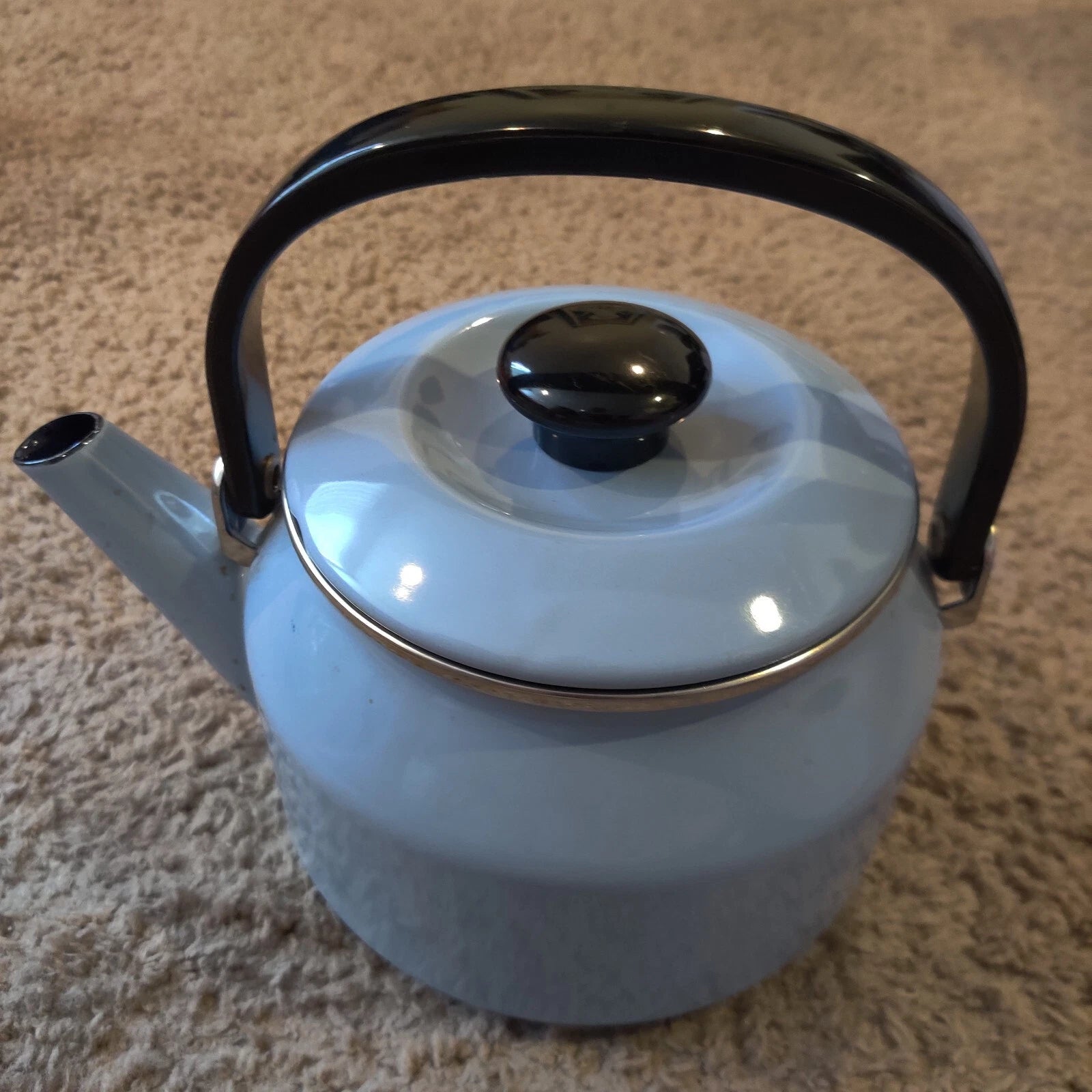 Vintage Siam Fujiware Light Blue Enamel Two Quart Kettle