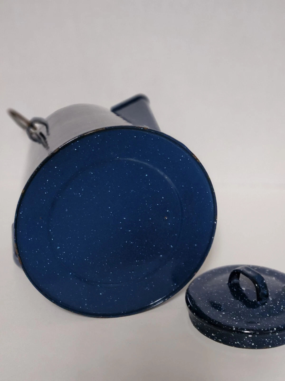 Vintage Blue Speckled Enamel Graniteware Cowboy Campfire Tea Pot with Spout Used