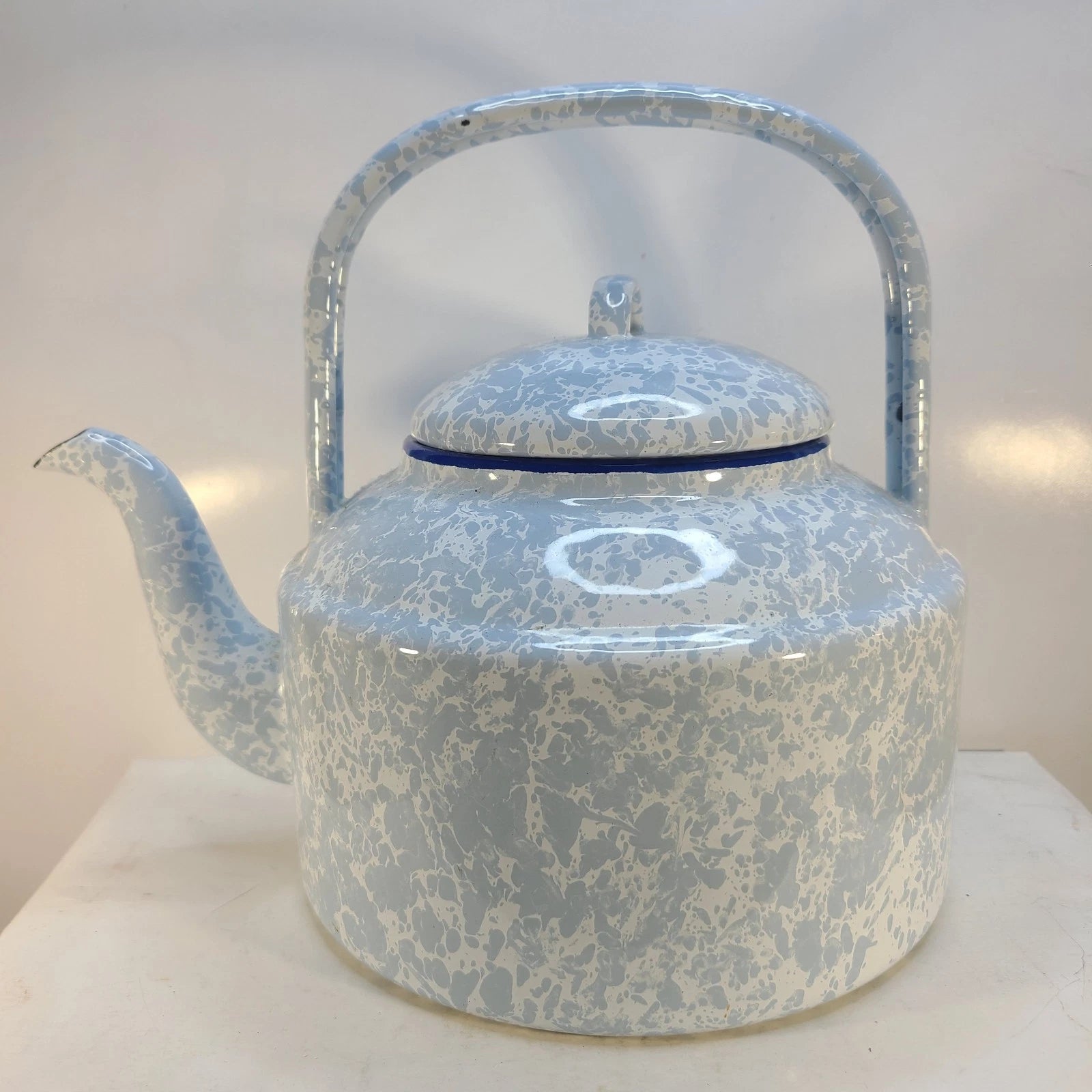 Blue & White Enamel Spatterware Swirl "Country Kitchen" Tea Kettle 7" Dia 8" T