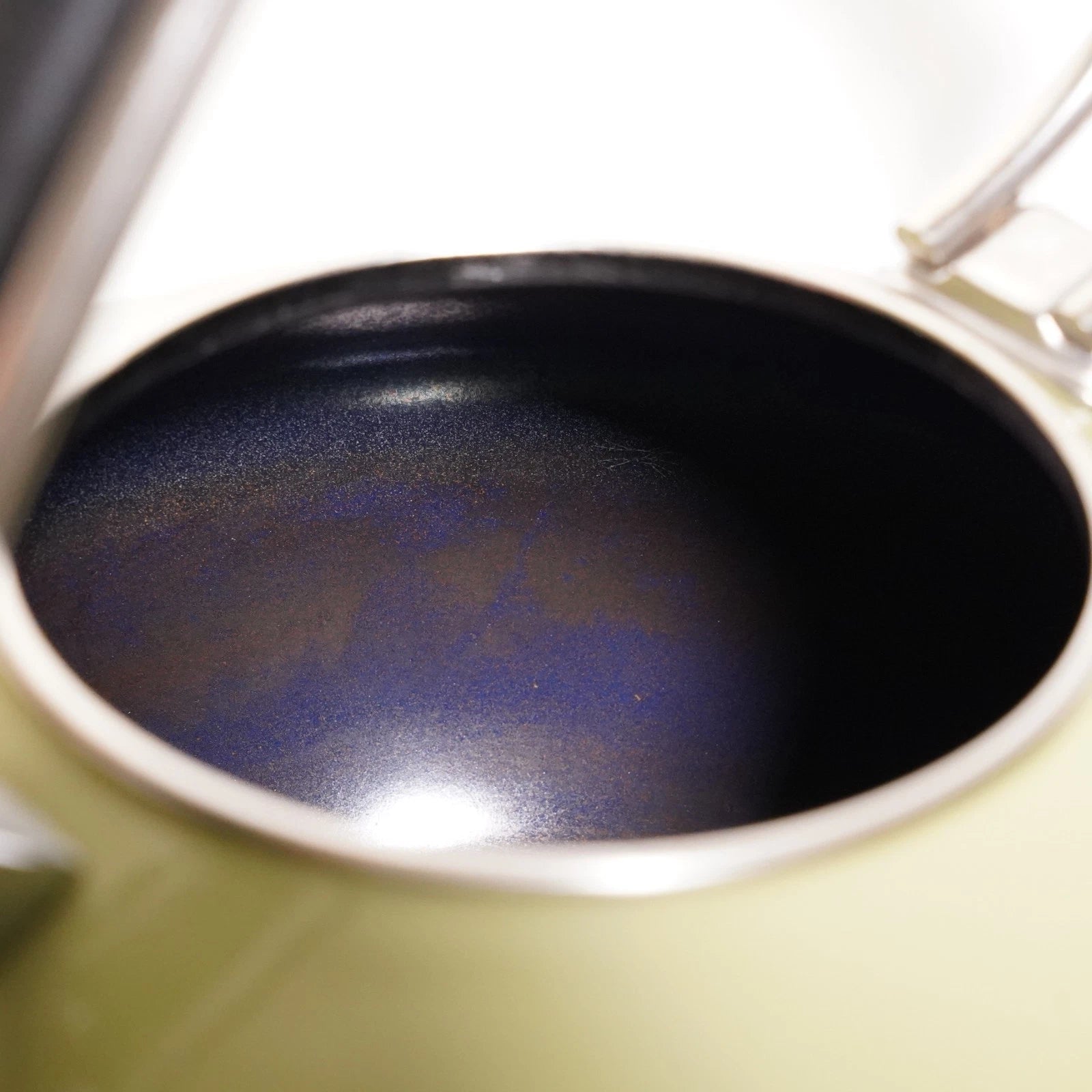 Chantal 2qt Tea Kettle Avocado Green Enamel On Steel MCM Vintage Style READ