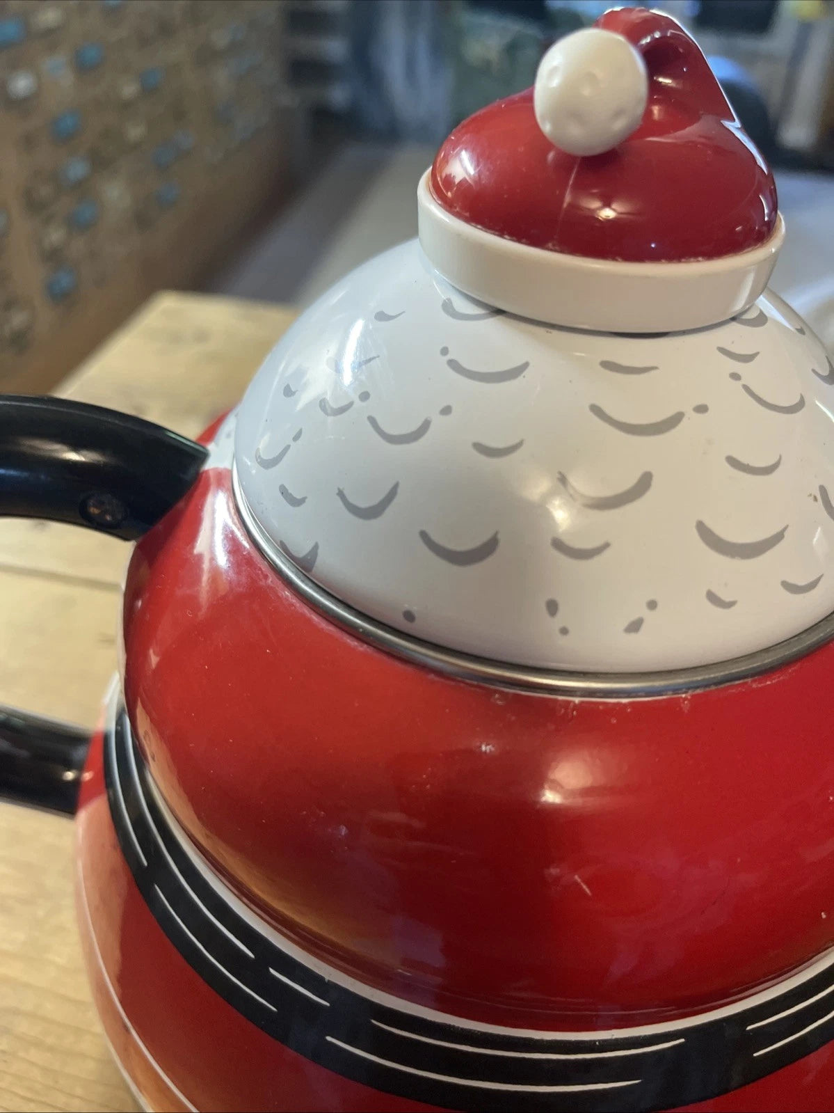 ROSCHO Jolly Santa Claus Enamel Whistling Tea Pot Kettle Holiday 3 Qt Christmas