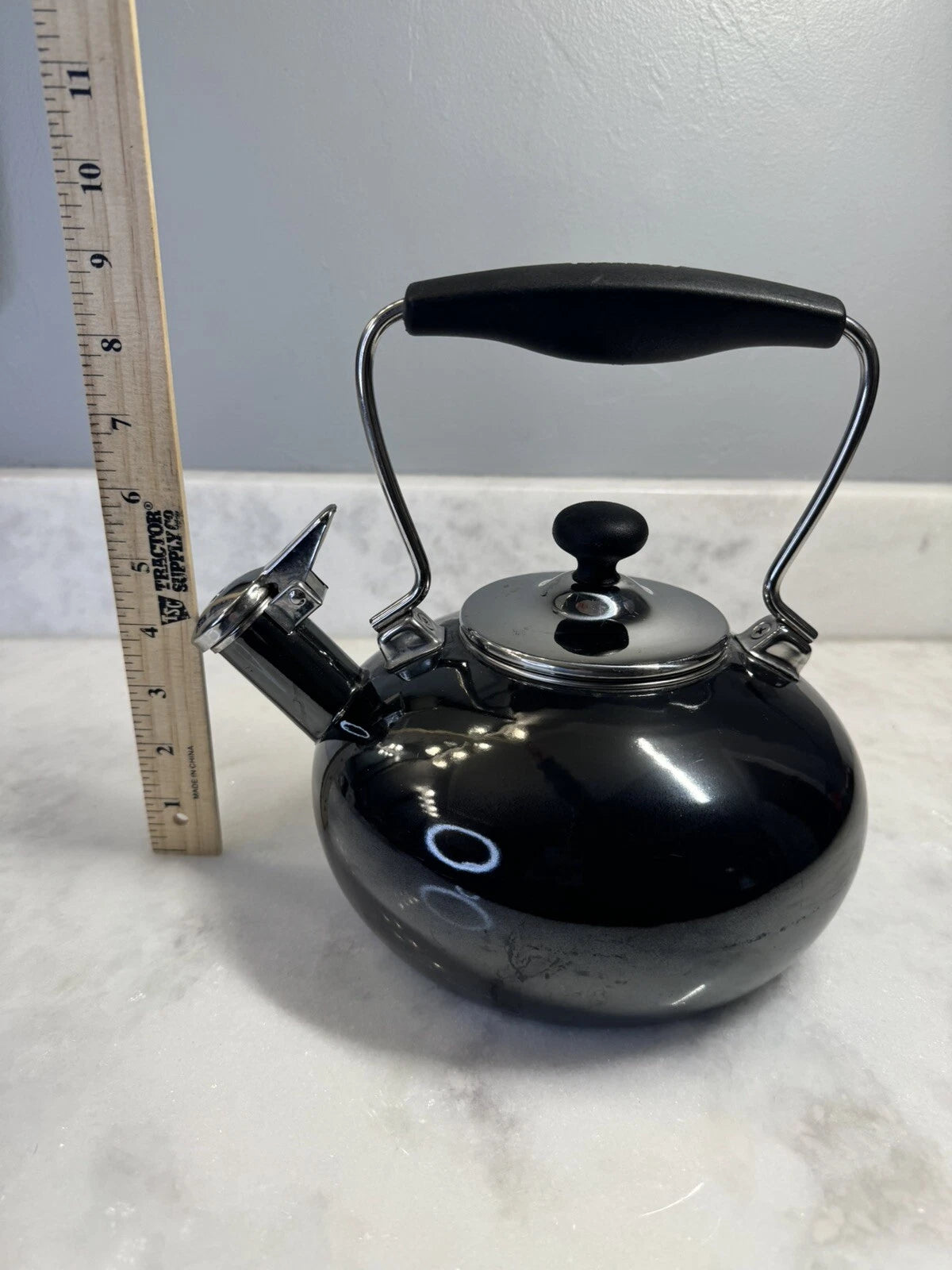 Chantal Whistling Tea Kettle Teapot Enamel Black Onyx With Black Handle