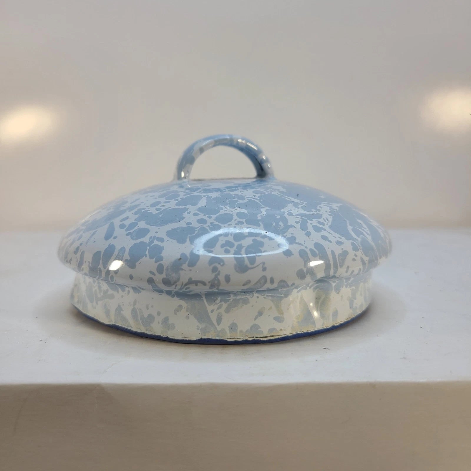 Blue & White Enamel Spatterware Swirl "Country Kitchen" Tea Kettle 7" Dia 8" T