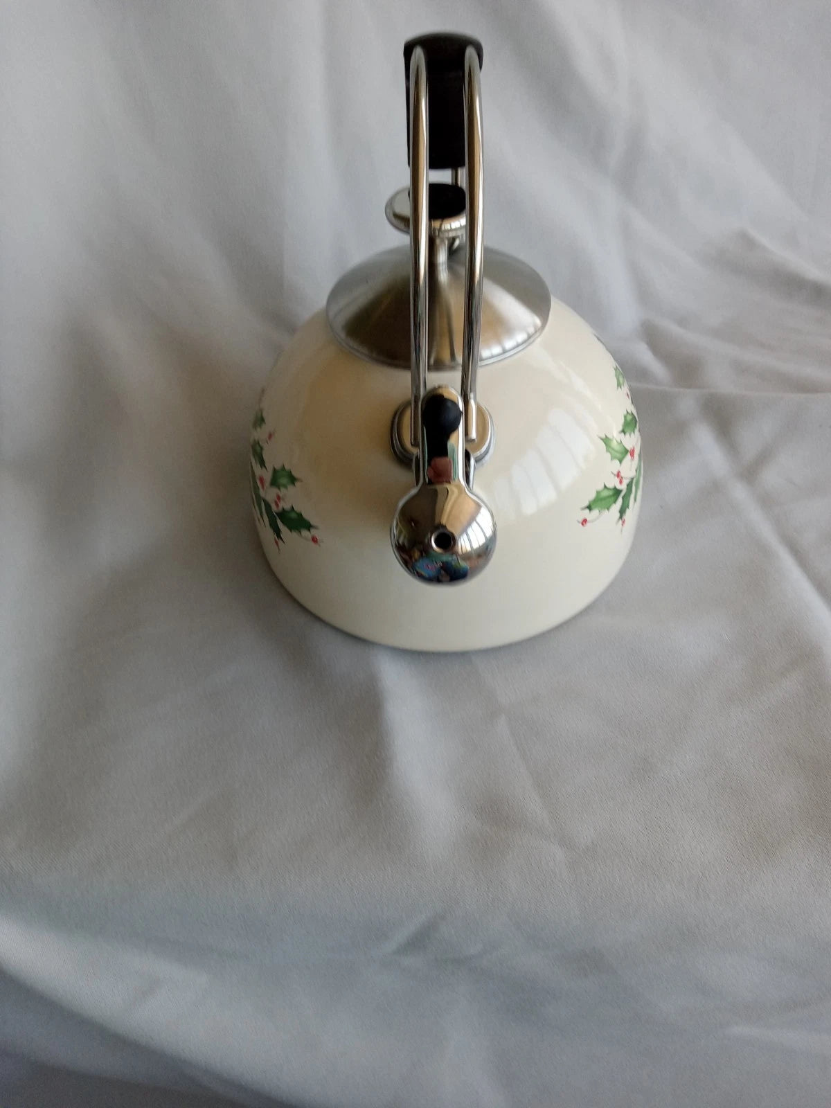 LENOX HOLIDAY ENAMEL TEAPOT KETTLE NEVER USED