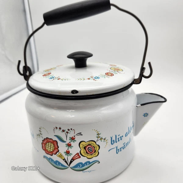 Swedish Scandinavian Tea pot Berggren Enamelware Rosemaling Folk Art Vintage