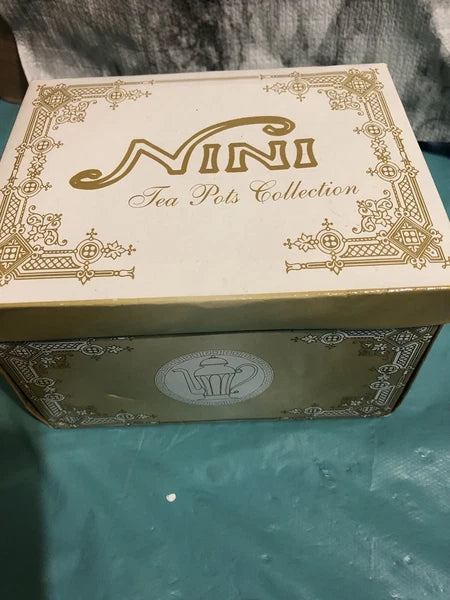 FOLKLORE Enamel Coffee Tea Pot Nina Jarema