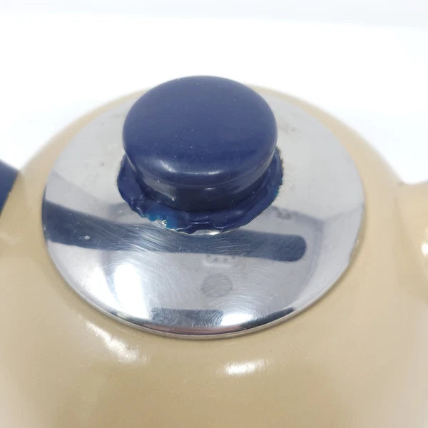 Pfaltzgraff Yorktowne Enamel on Metal L Handle Round Tea Kettle