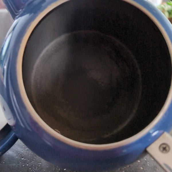 LE CREUSET Whistling Tea Kettle TESTED 1.25Q Indigo Blue Enamel Slight Flaws