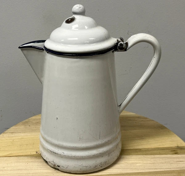 VTG/Antique White Enamelware Coffee/Tea Pot Cottage Core Farmhouse Prop Camping