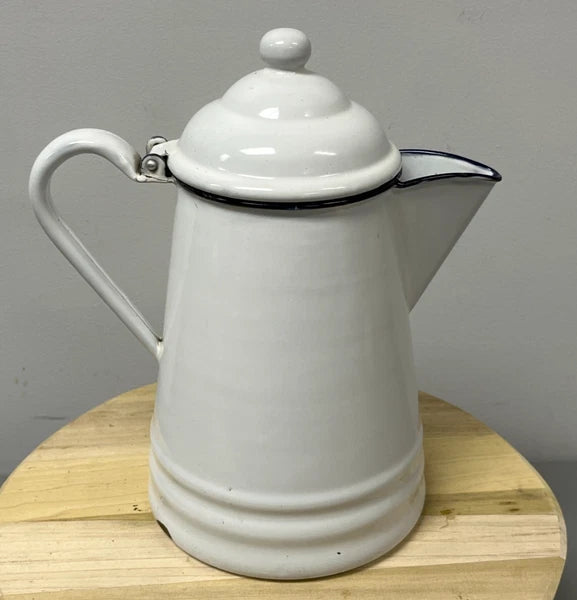 VTG/Antique White Enamelware Large Coffee/Tea Pot Cottage Core Farmhouse Camping