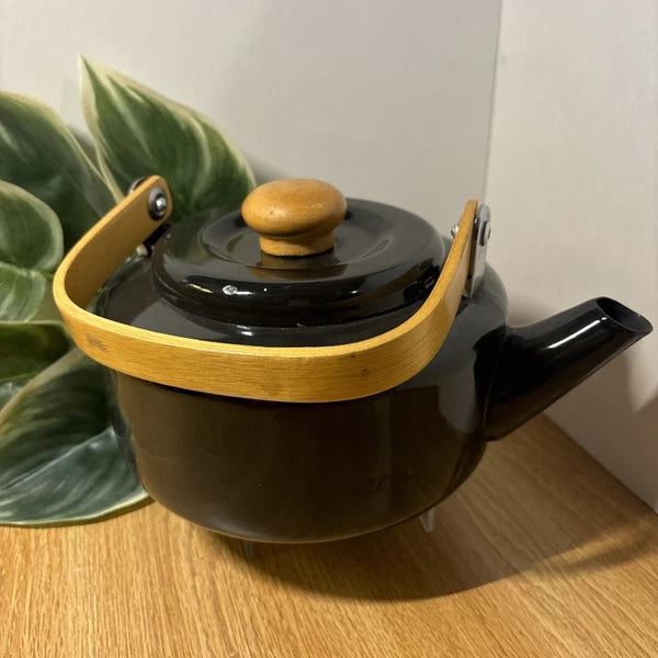 Vintage Mid Century Tea Kettle Black w Wooden Handle and Knob