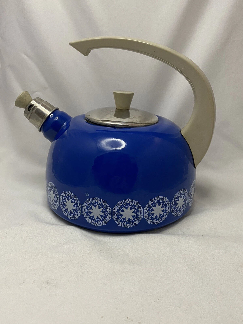 Retro 60s / 70s Blue Enamel Circle Star pattern tea kettle Stains Inside