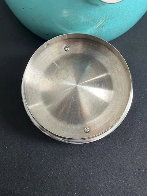 Chantal Aqua Enamel-on-Steel 2 Quart Tea Kettle - Whistle