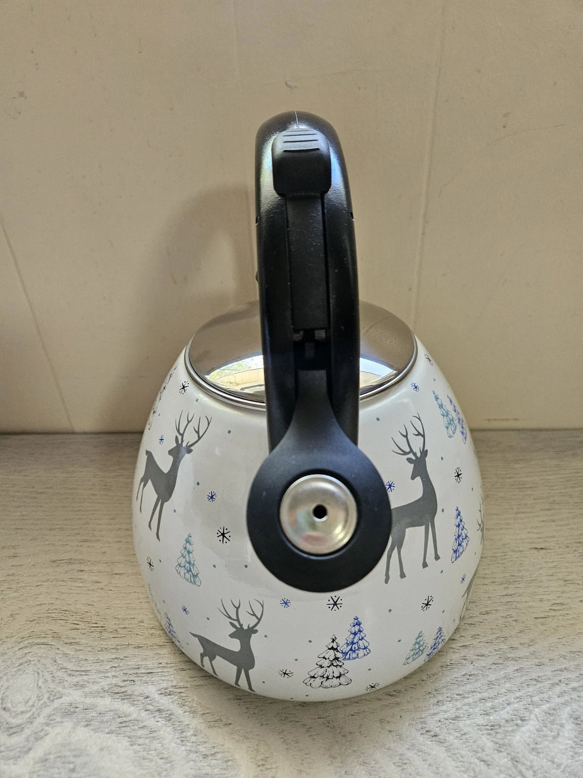 Temp-Tations 2.6 Qt Enamel on Steel Teapot Reindeer Snowy Winter Tea Kettle NEW