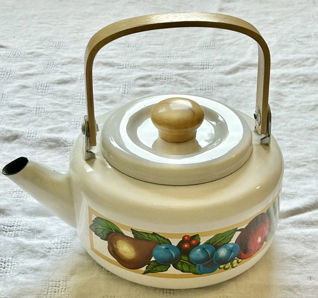 Vintage 1980’a Fruit &Berries 1 Quart Tea Kettle Enamel Wear Stovetop Teakettle