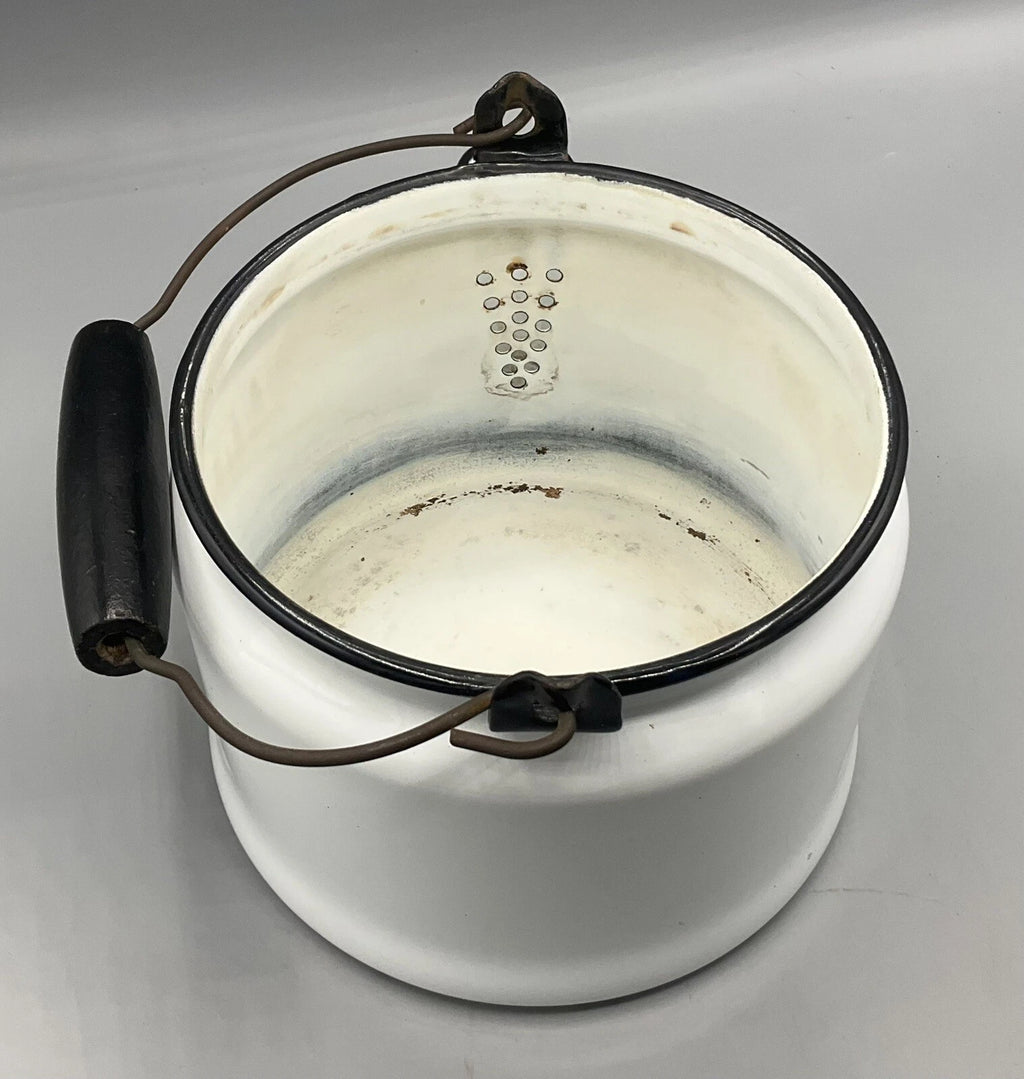 Vintage 64oz Enameled Ware Enamelware White & Black Trim Tea Water Kettle USA
