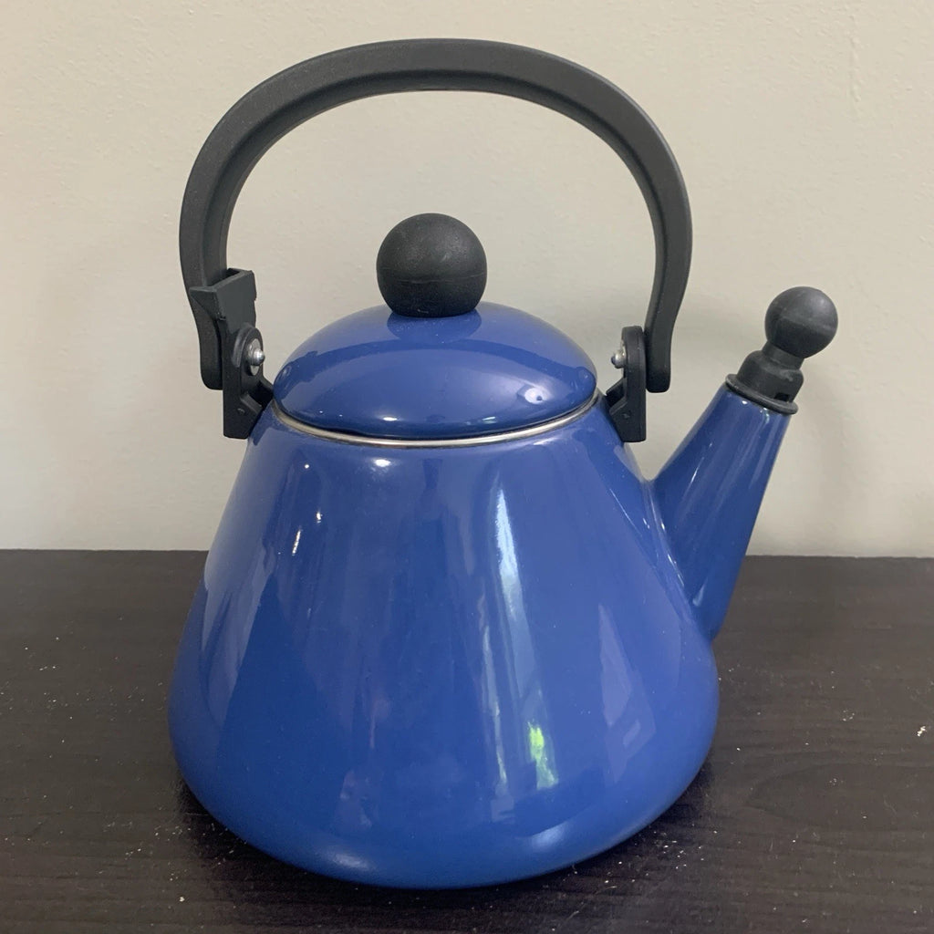 Le Creuset Whistling Tea Pot Kettle 1.6 L Liter 1.7 Qt Quart Blue Enamel Teapot!