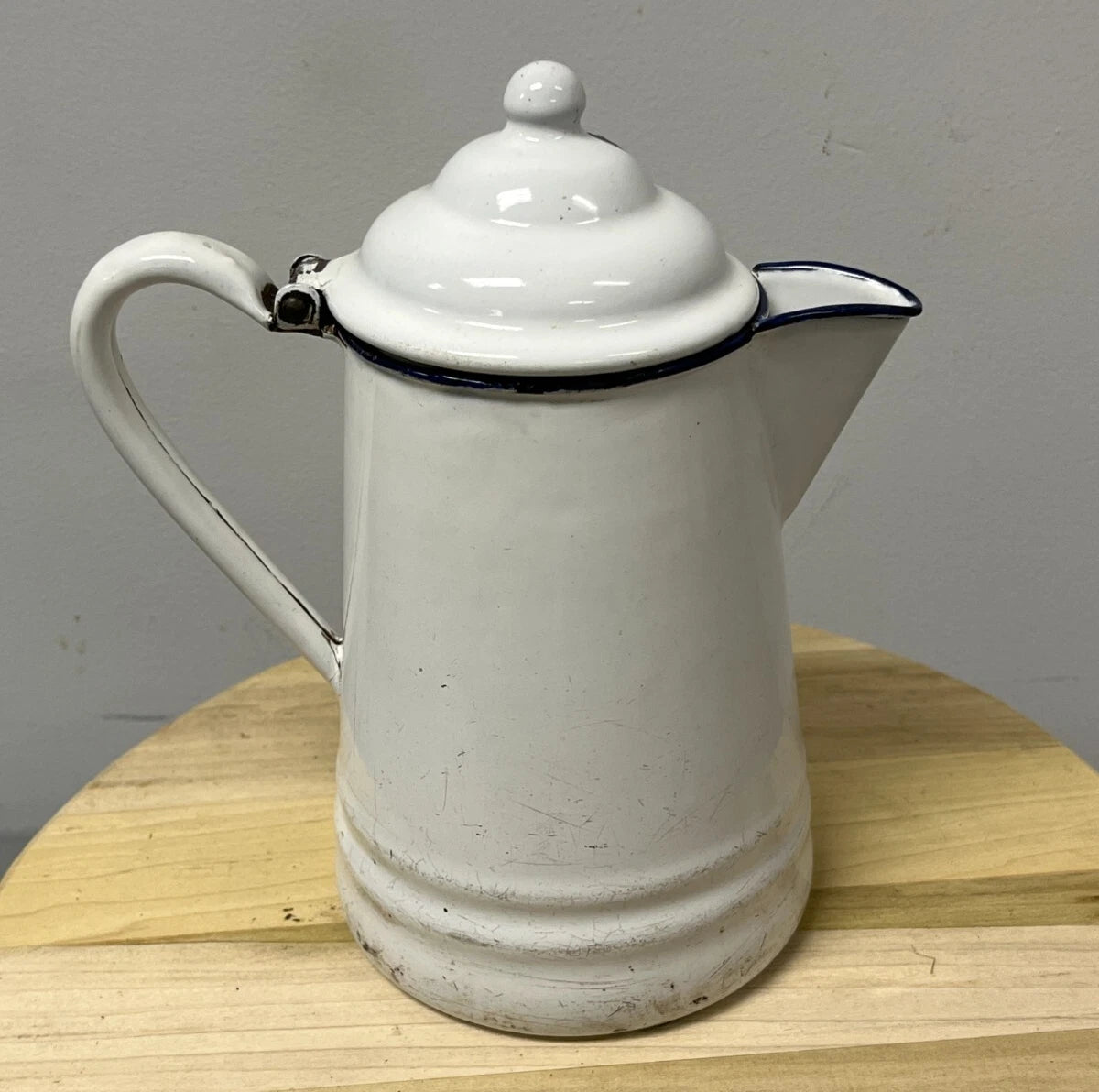 VTG/Antique White Enamelware Coffee/Tea Pot Cottage Core Farmhouse Prop Camping