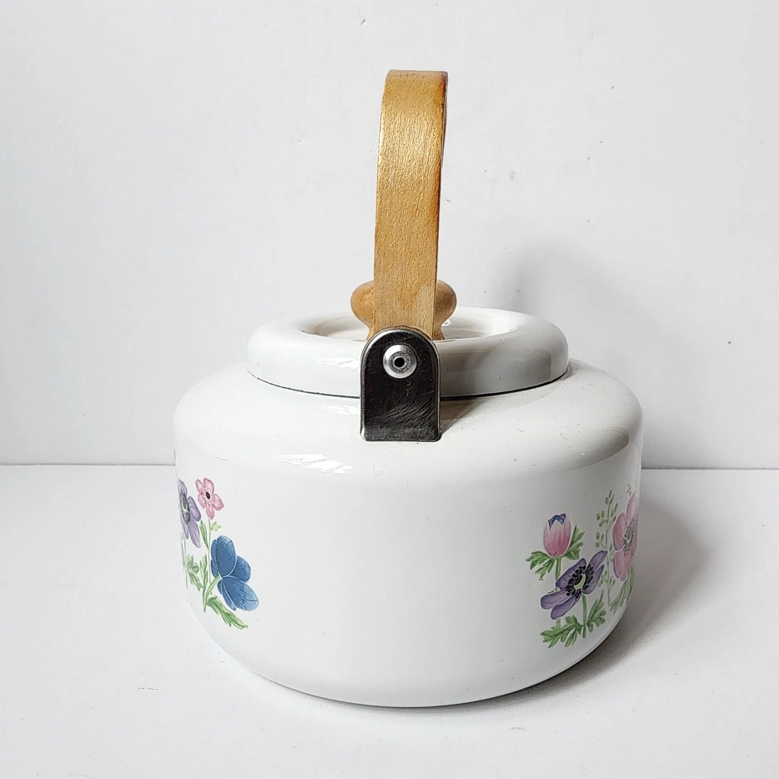 Vintage National Housewares Teapot Kettle Floral Country Garden Bamboo 1987