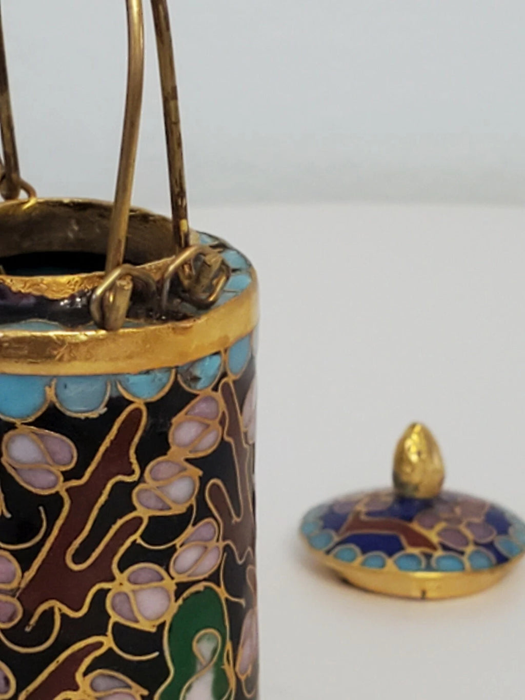 VTG CHINESE CLOISONNE BRASS AND ENAMEL BLACK MINIATURE TEAPOT