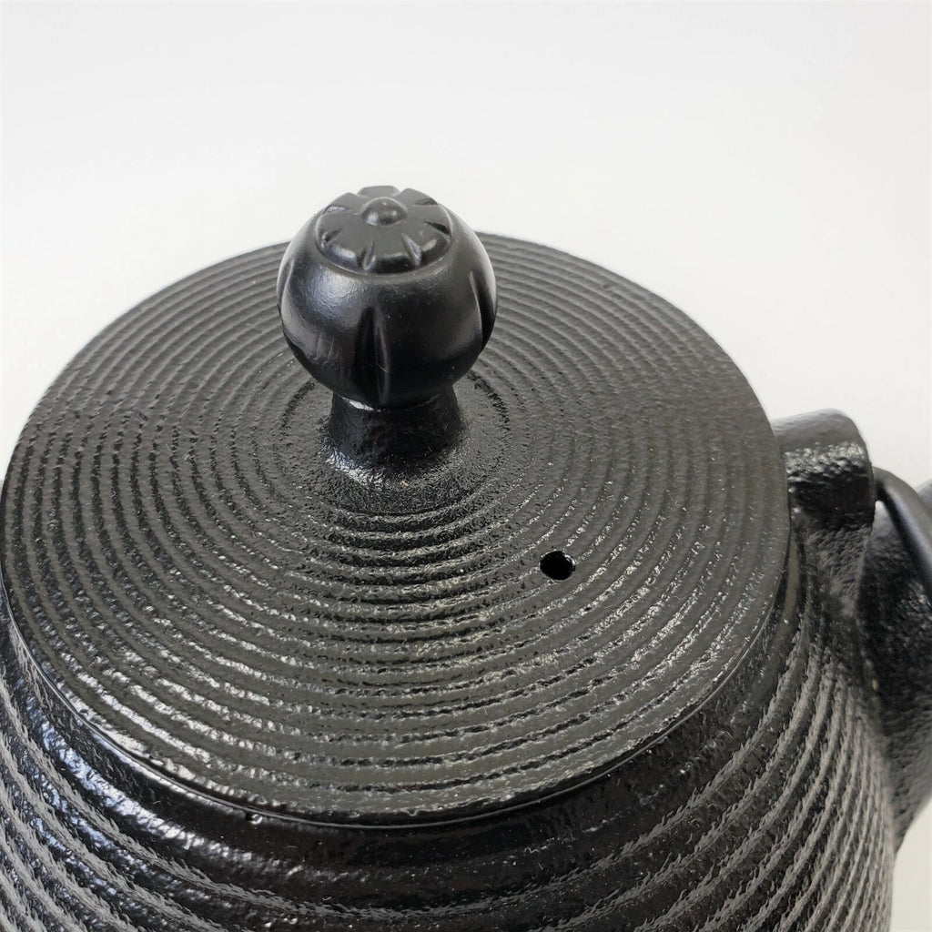 Cast Iron Black Ribbed Tea Pot Teapot Tea Kettle Enamel with Lid and Handle