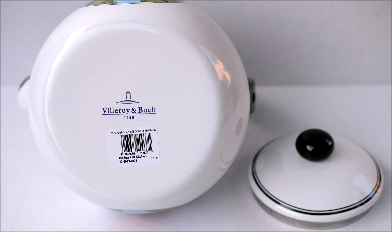Villeroy & Boch Design Naif Tea Kettle