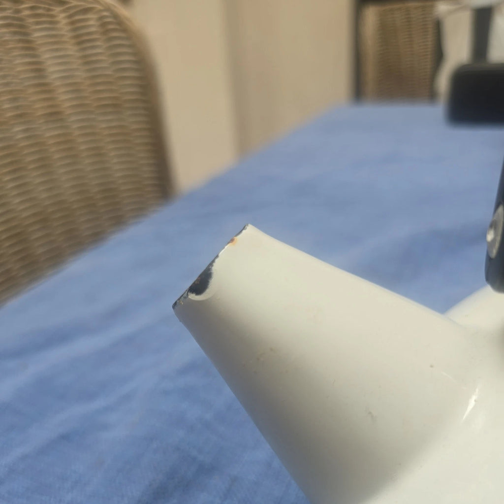 Le Creuset white Tea Kettle Teapot Tea Pot