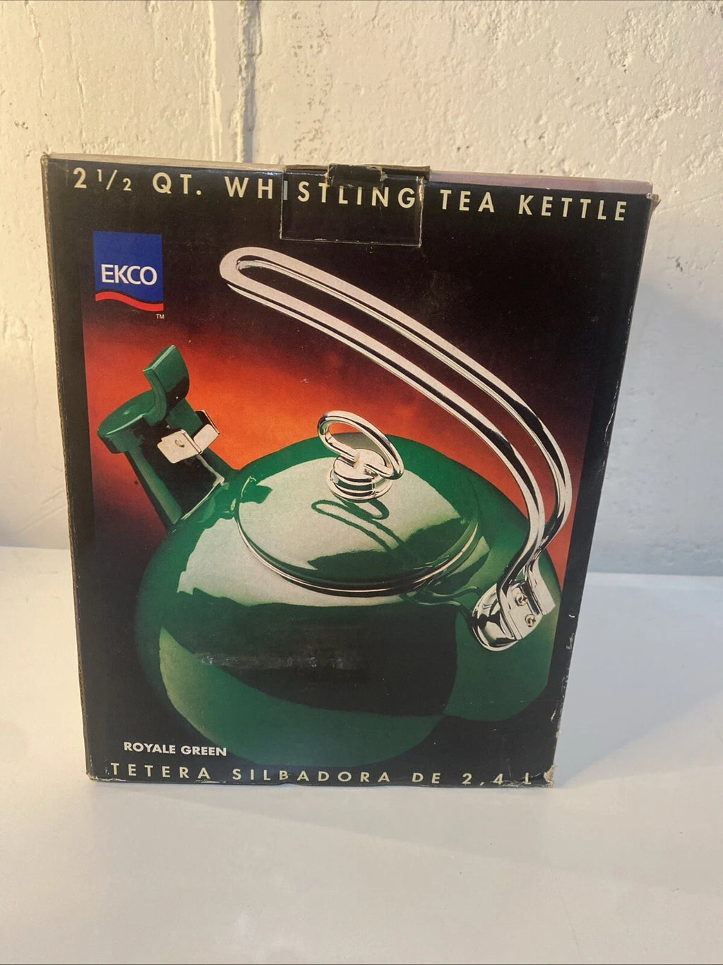 NEW EKCO TEA KETTLES Style Enamel on Steel Royal Green Whistling 2.5 Qt Ekco VTG