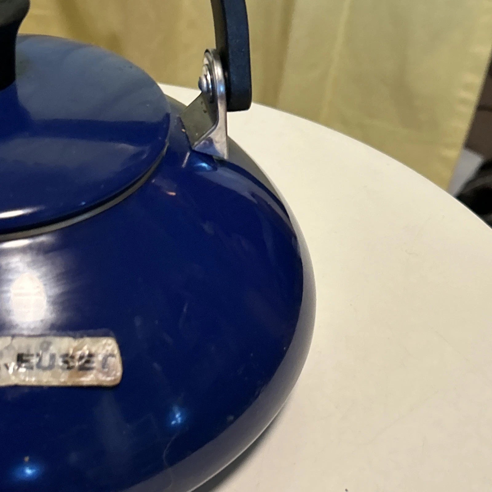 Le Creuset Blue ZEN Tea Kettle - 1.5 liter or 1.6 quart - Whistling