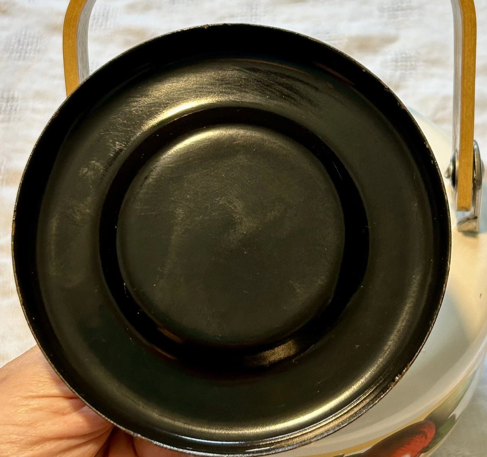 Vintage 1980’a Fruit &Berries 1 Quart Tea Kettle Enamel Wear Stovetop Teakettle