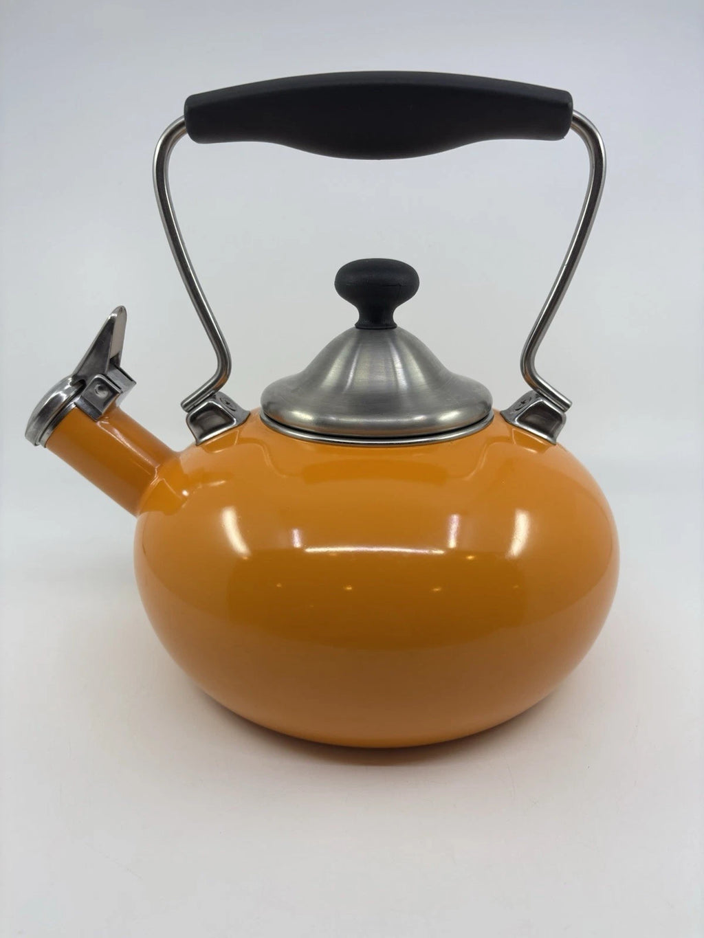 Chantal Orange Enamel on Steel Whistling Tea Kettle Pot 1.8 Quart Nice!