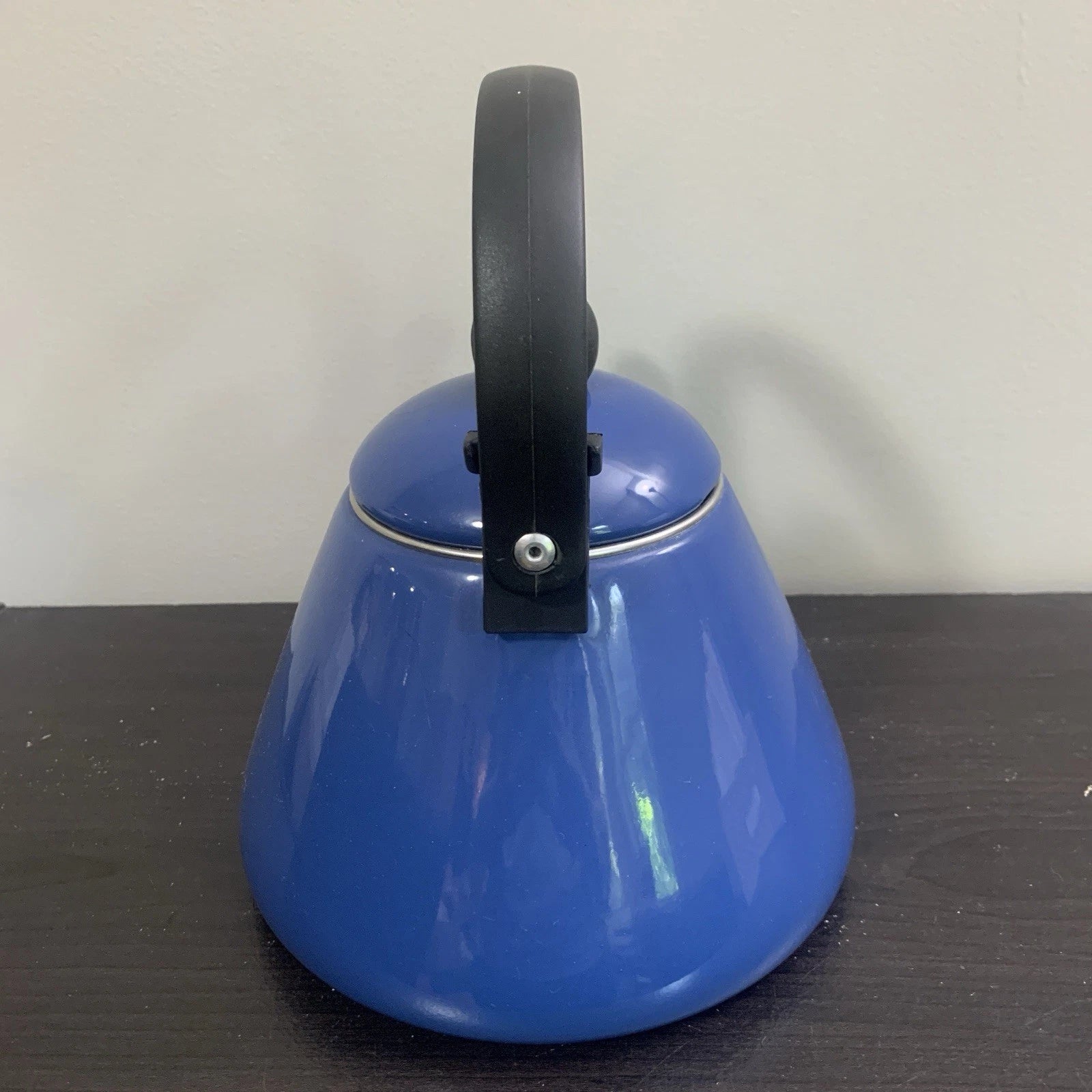Le Creuset Whistling Tea Pot Kettle 1.6 L Liter 1.7 Qt Quart Blue Enamel Teapot!