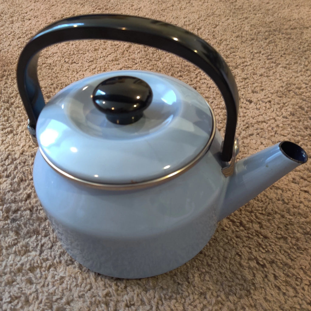 Vintage Siam Fujiware Light Blue Enamel Two Quart Kettle