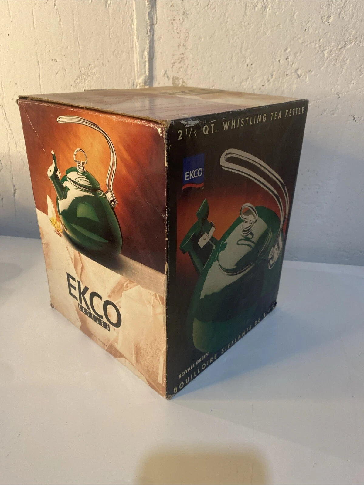 NEW EKCO TEA KETTLES Style Enamel on Steel Royal Green Whistling 2.5 Qt Ekco VTG
