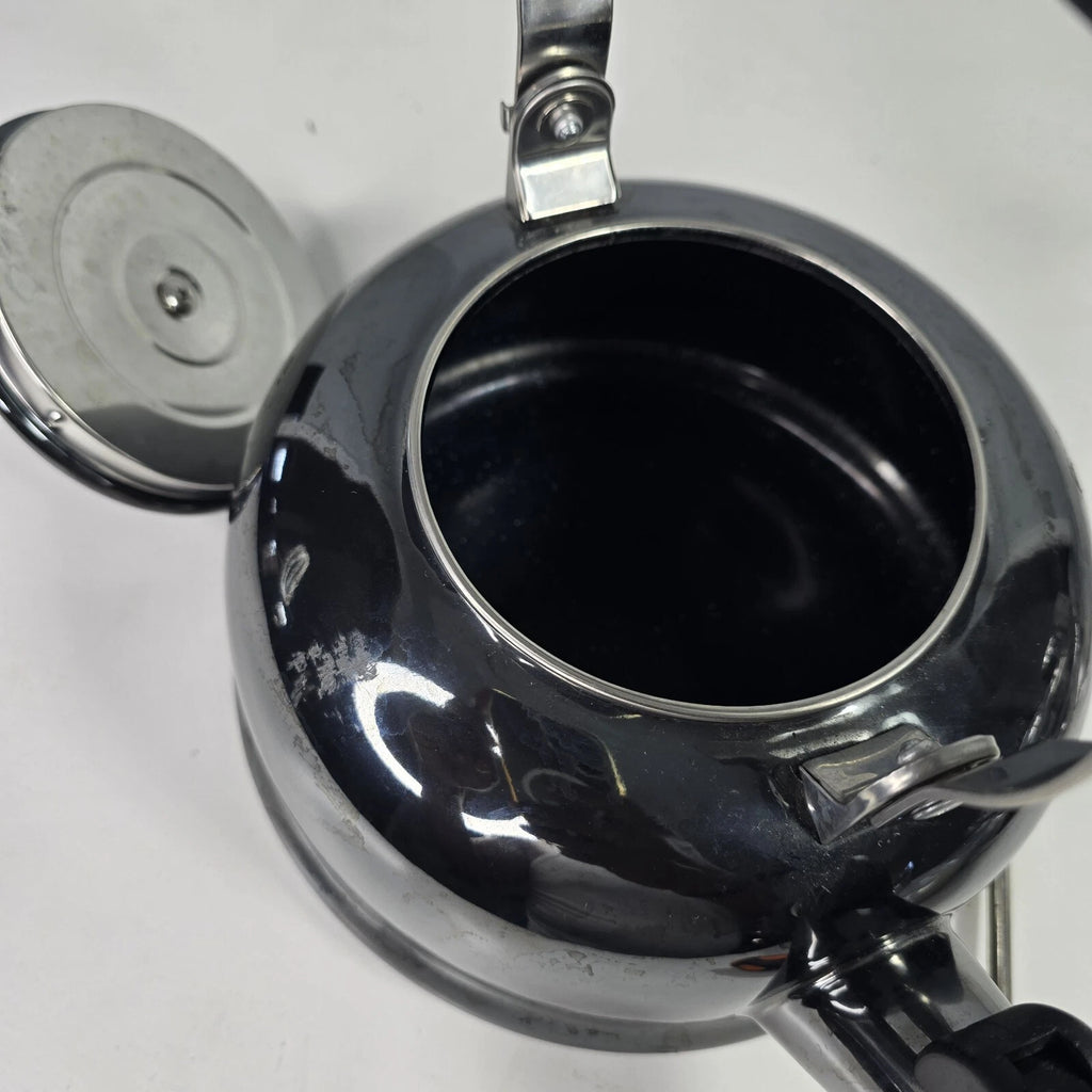 LE CREUSET Whistling Tea Kettle 1.7 Qt 1.6L Black Gray Silver Chrome Teapot