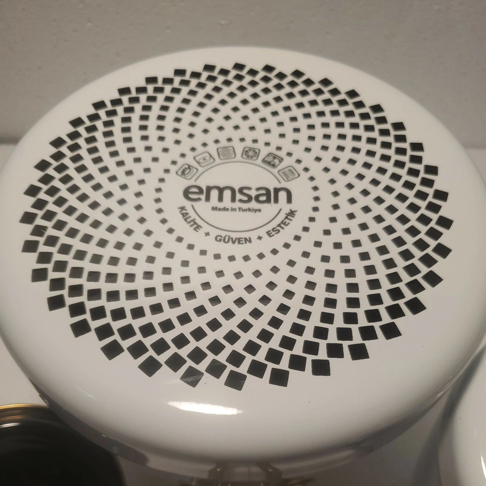 Emsan Troy Kettle White Nostalgia Enamel Vintage TeapotsTitanium Coated  c6