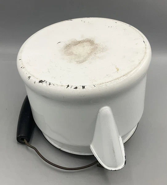 Vintage 64oz Enameled Ware Enamelware White & Black Trim Tea Water Kettle USA
