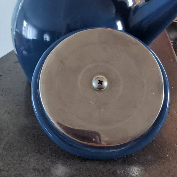 LE CREUSET Whistling Tea Kettle TESTED 1.25Q Indigo Blue Enamel Slight Flaws
