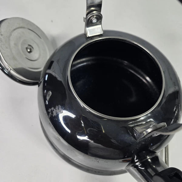 LE CREUSET Whistling Tea Kettle 1.7 Qt 1.6L Black Gray Silver Chrome Teapot
