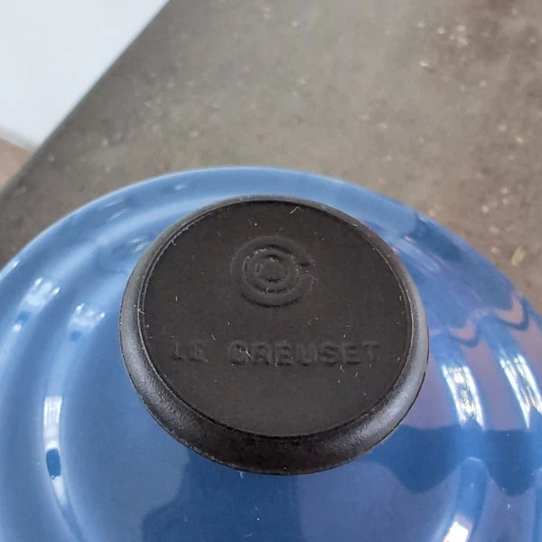 LE CREUSET Whistling Tea Kettle TESTED 1.25Q Indigo Blue Enamel Slight Flaws