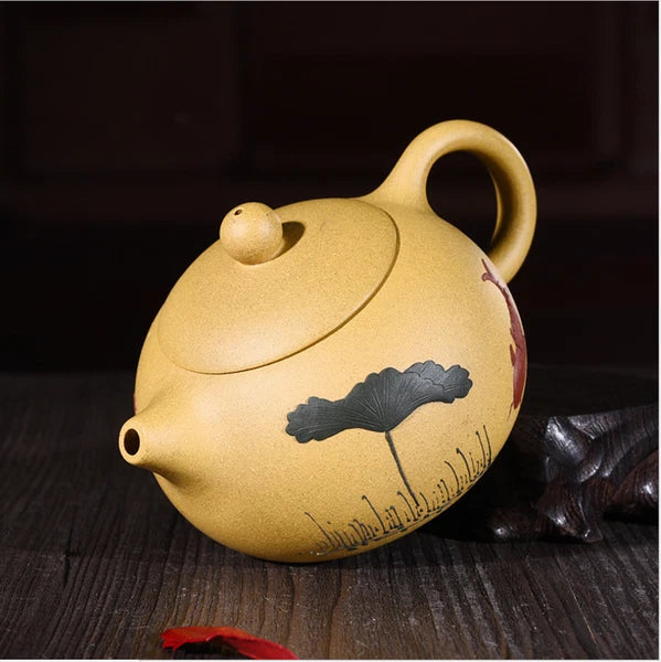 200ml Yixing Beauty Lotus fish Dark-red enameled pottery teapot