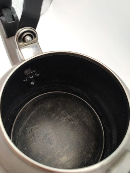 Le Creuset Demi Tea Kettle 1.25 Qt Gray Enamel on Steel – Whistling