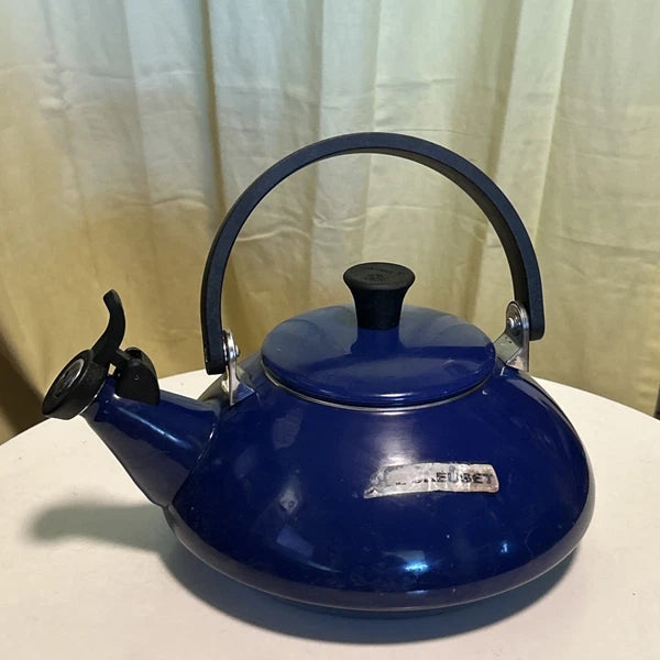 Le Creuset Blue ZEN Tea Kettle - 1.5 liter or 1.6 quart - Whistling