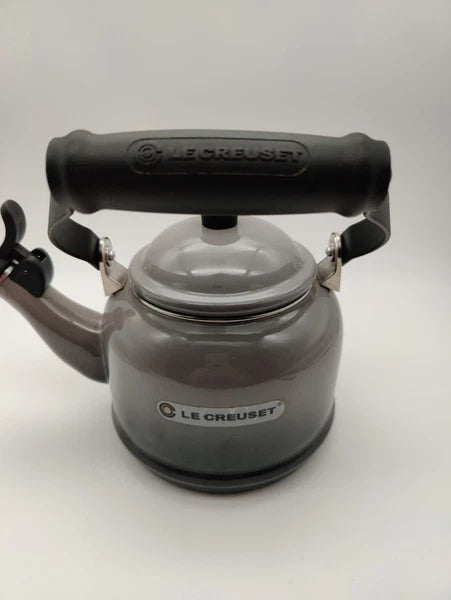 Le Creuset Demi Tea Kettle 1.25 Qt Gray Enamel on Steel – Whistling