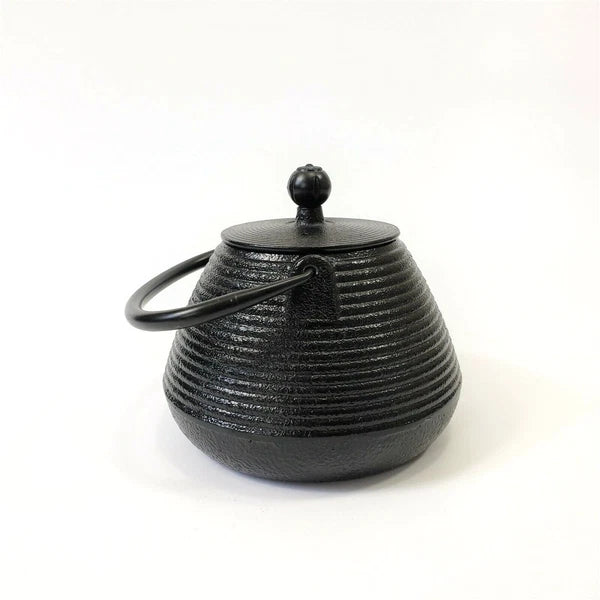 Cast Iron Black Ribbed Tea Pot Teapot Tea Kettle Enamel with Lid and Handle