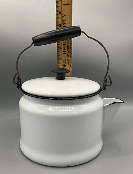 Vintage 64oz Enameled Ware Enamelware White & Black Trim Tea Water Kettle USA