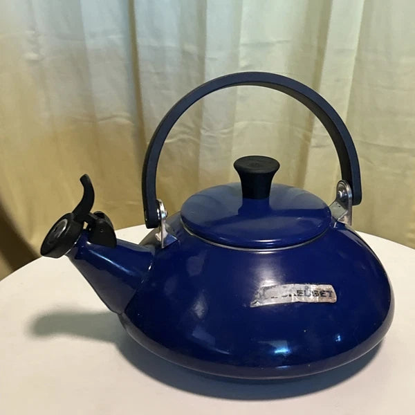 Le Creuset Blue ZEN Tea Kettle - 1.5 liter or 1.6 quart - Whistling