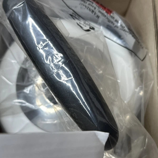 New Chantal Frieda Limited Edition White Enamel Stainless Steel Teakettle 1.4 QT